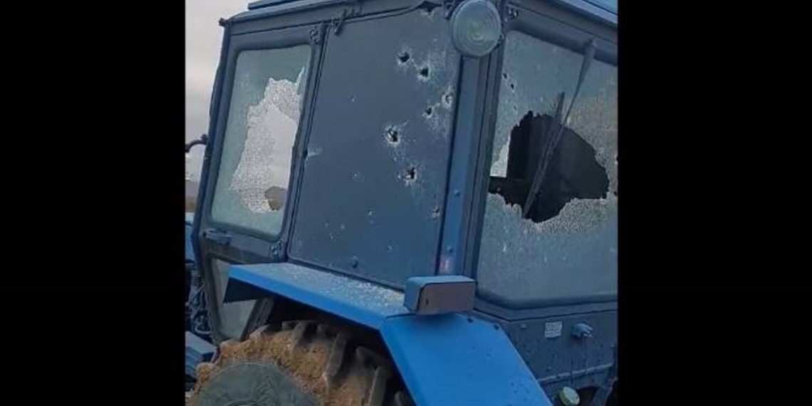 ВС Азербайджана обстреляли сельскохозяйственную технику, припаркованную в поле на территории общины Нахиджеваник