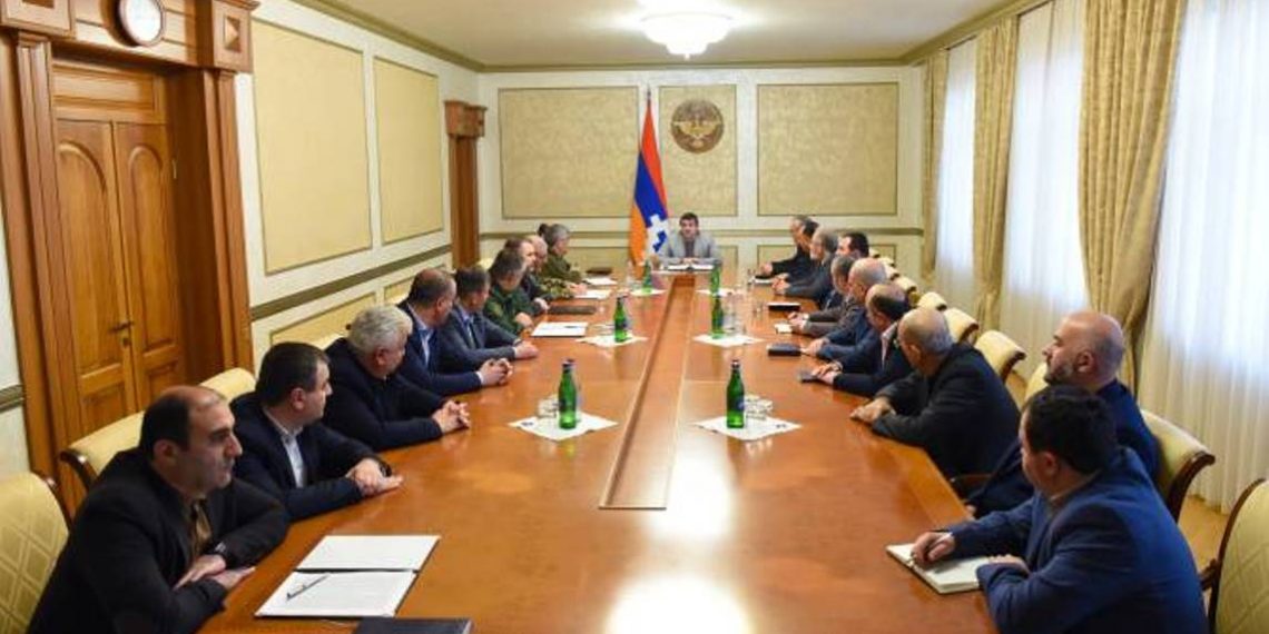 Президент Республики Арцах провел расширенное заседание Совета безопасности