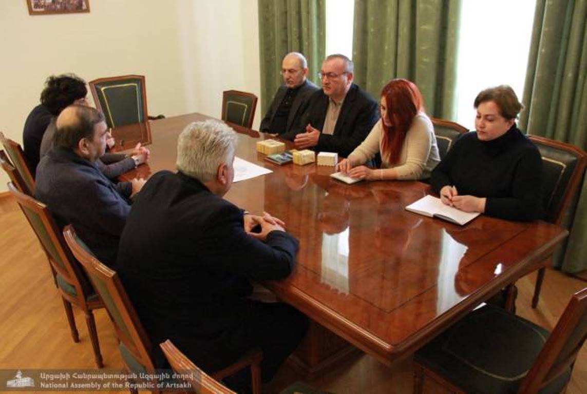 Спикер парламента Арцаха принял делегацию во главе с главой Армянского национального комитета Европы
