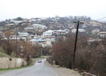 ВС Азербайджана обстреляли из минометов села Хнапат и Парух