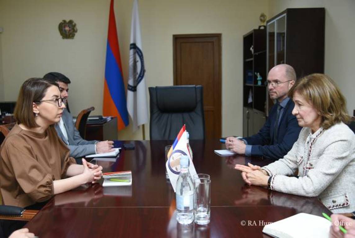 Омбудсмен Армении приняла делегацию во главе с представителем ОБСЕ по вопросам свободы СМИ