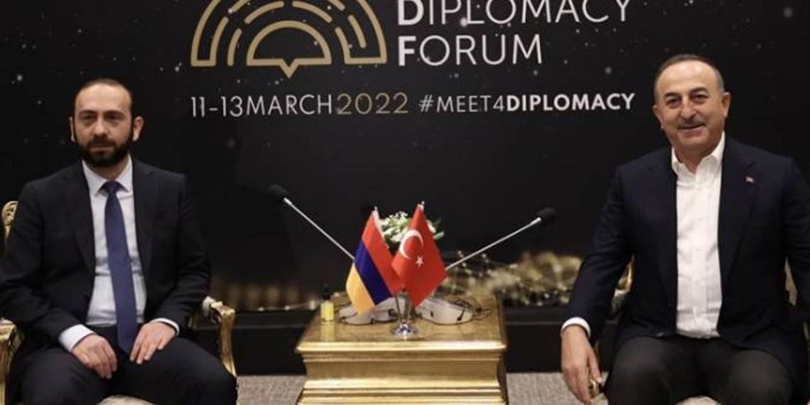 Мирзоян и Чавушоглу рассказали об итогах встречи