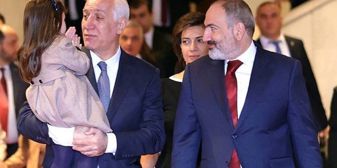 Никол Пашинян и Анна Акопян присутствовали на церемонии инаугурации новоизбранного президента Армении