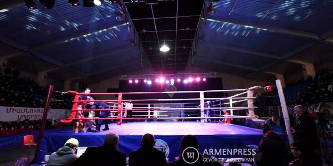 Сборная Армении по боксу на чемпионате Европы Д-22 лет стартовала с победы