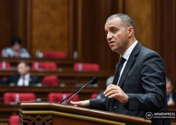 При экспорте товаров на сумму до 1 млн драмов не будет взиматься таможенная пошлина: комиссия НС одобрила проект