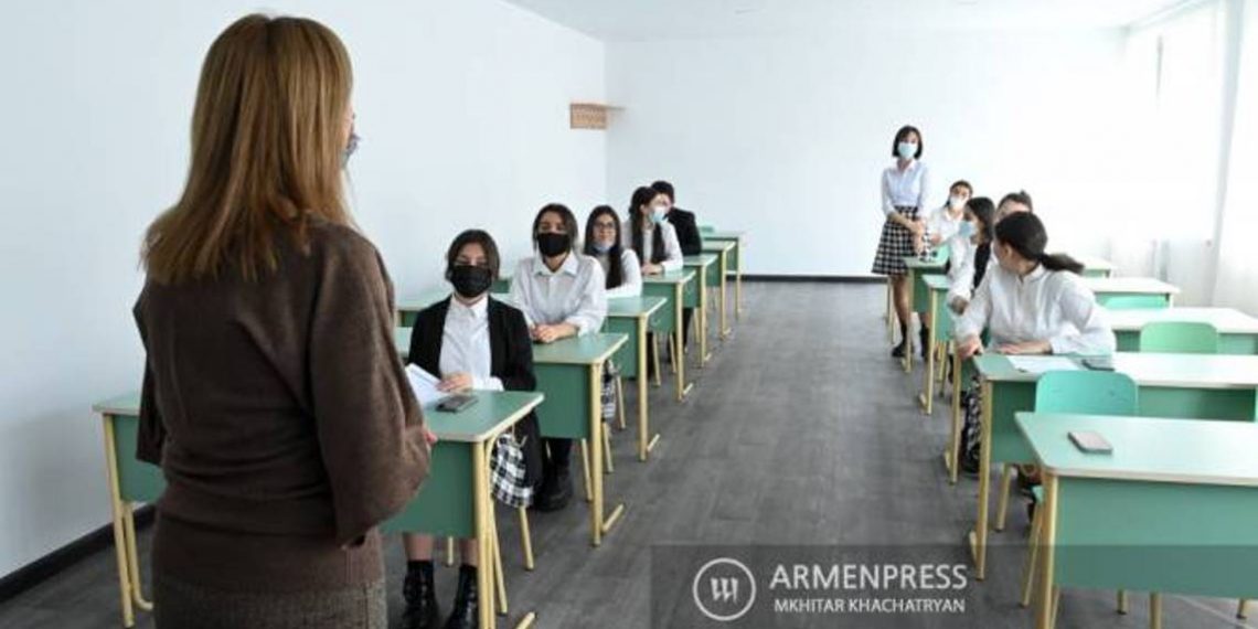 Правительство Армении выделит 67 млн драмов на разработку проектов строительства школ в 13 населенных пунктах Сюника