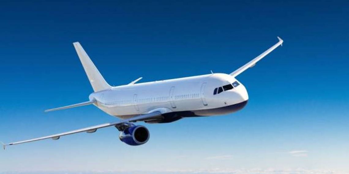 В совершающем рейс Москва-Ереван самолете бомбы не обнаружено