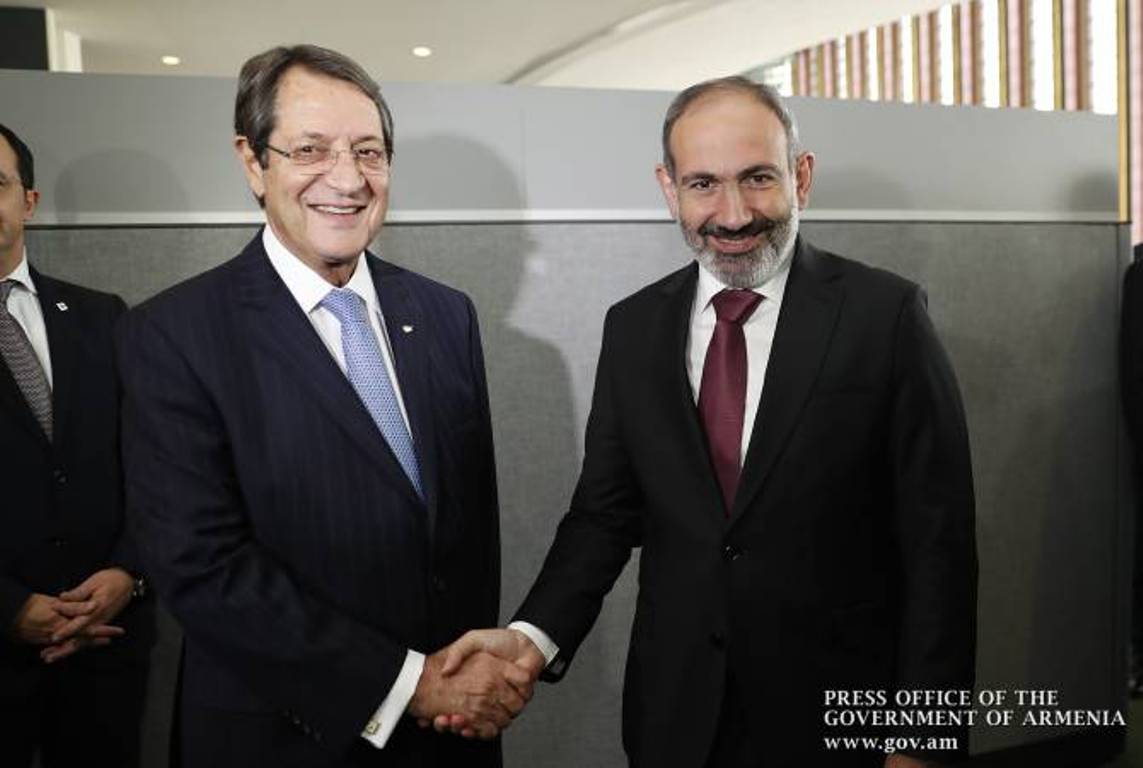 Премьер-министр Армении направил президенту Кипра поздравительное послание