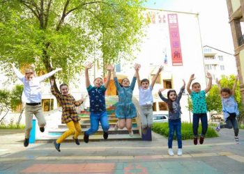 Национальная детская библиотека им. Хнко-Апера организовала весенний лагерь для армянских и русских детей