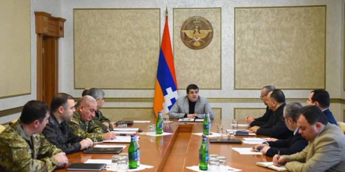 Президент Арцаха провел заседание Совета Безопасности