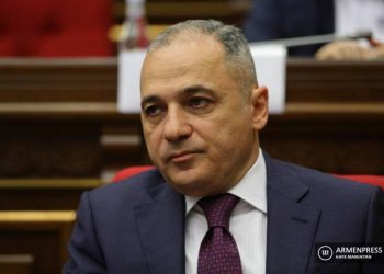 По словам депутата, представленные Баку 5 предложений отражают лишь односторонние интересы и цели Азербайджана