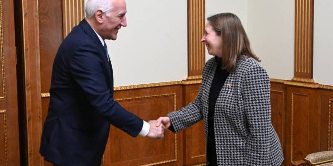 Президент Армении и посол США обменялись мнениями по вопросам двустороннего сотрудничества в различных сферах