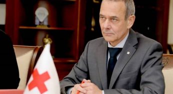 Министр обороны Армении принял делегацию во главе с руководителем офиса МККК в Армении