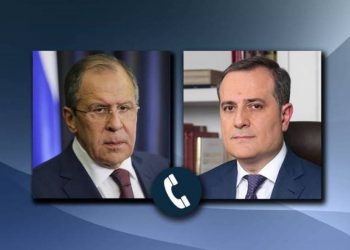 Главы МИД РФ и Азербайджана обсудили проблематику заключения мирного договора между Ереваном и Баку