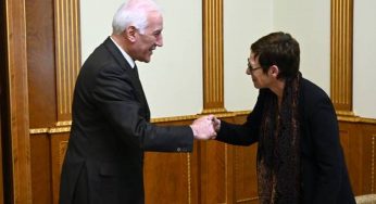 Президент встретился с Чрезвычайным и полномочным послом Франции в Армении