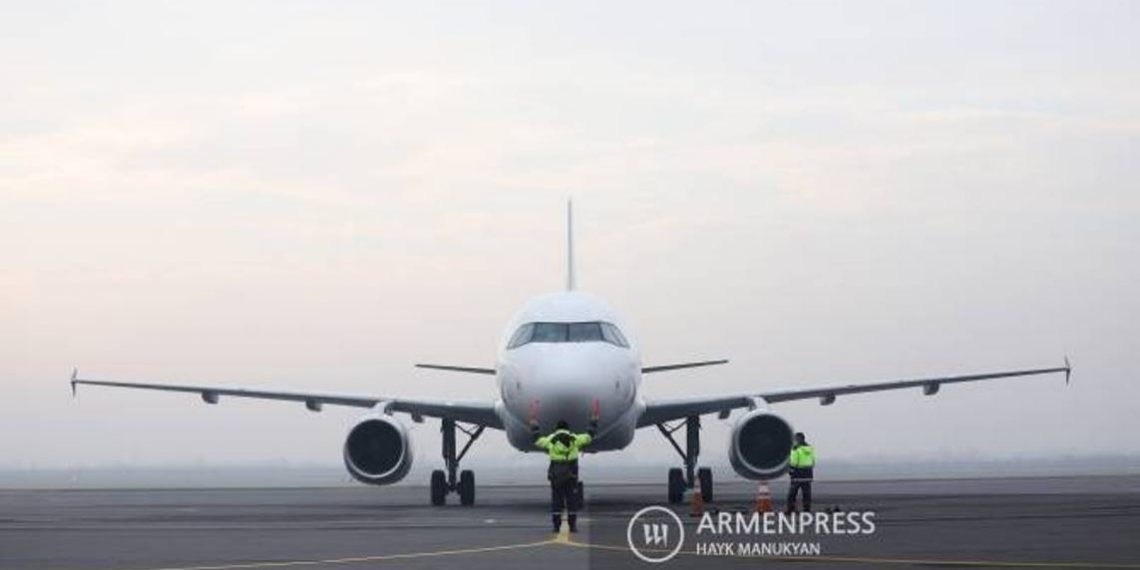 Получена информация о бомбе в самолете рейса Москва-Ереван