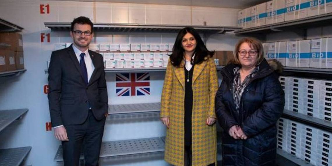 Великобритания передала Армении в дар более 25 000 доз вакцины «АстраЗенека»