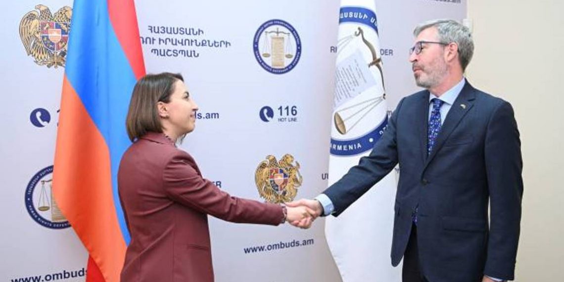 Омбудсмен Армении приняла Чрезвычайного и Полномочного посла Королевства Швеция