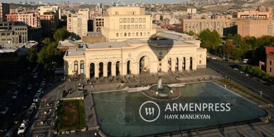 К Армении приближаются теплые воздушные потоки: температура воздуха повысится на 15-20 градусов