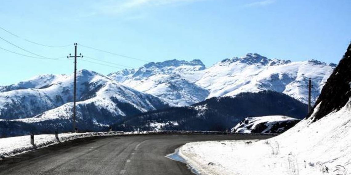 На территории Армении есть закрытые и труднопроходимые дороги. Ларс открыт