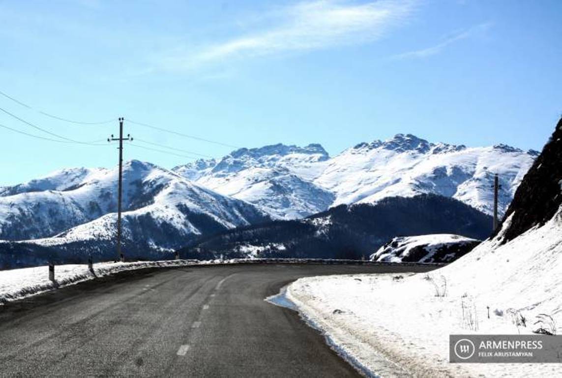 На территории Армении есть закрытые и труднопроходимые дороги. Ларс открыт