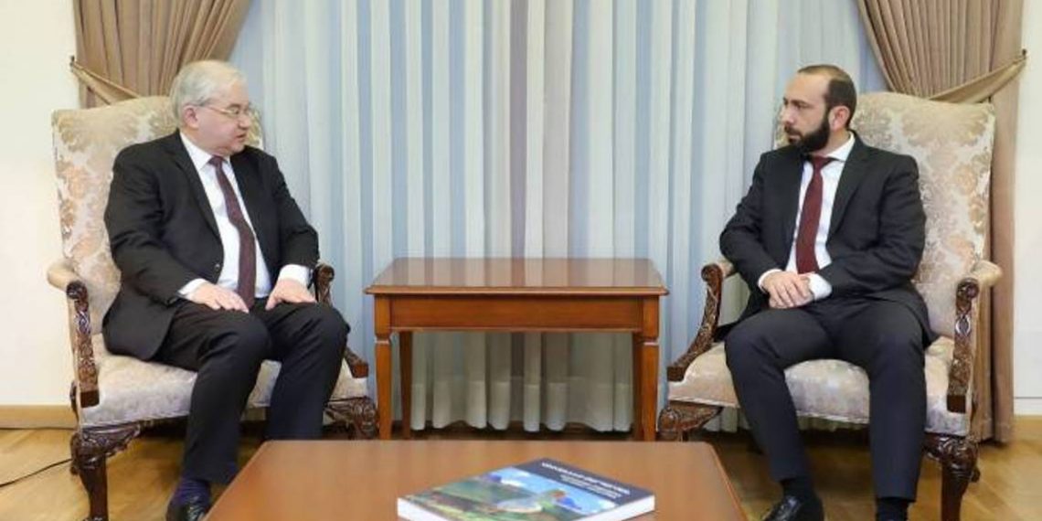 Глава МИД Армении принял российского сопредседателя Минской группы ОБСЕ