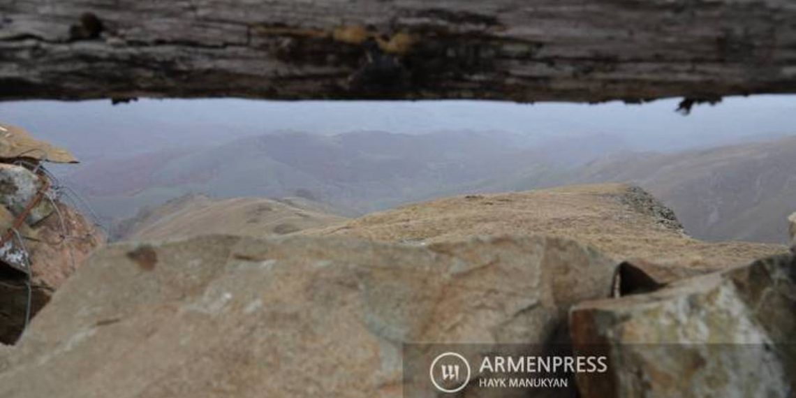 Азербайджанские войска в районе села Парух продолжают оставаться на прежних позициях