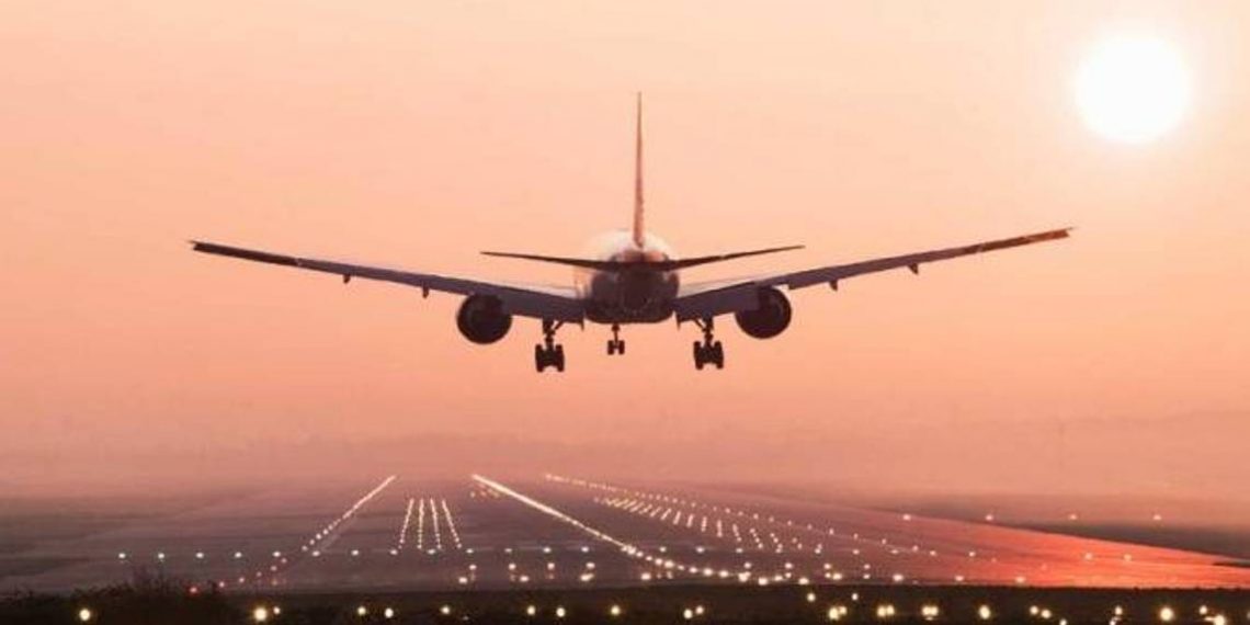 Неизвестный сообщил о бомбе на борту самолета рейса Ереван-Москва