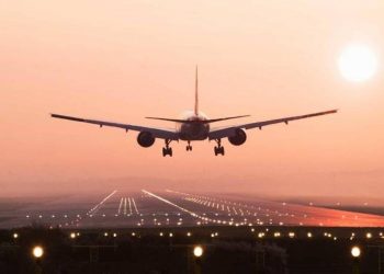 Неизвестный сообщил о бомбе на борту самолета рейса Ереван-Москва