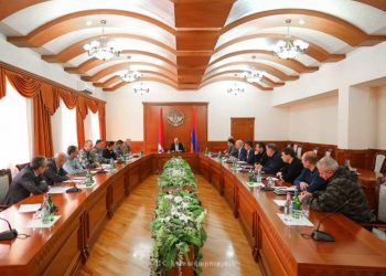 Госминистр Арцаха провел совещание с руководителями всех служб гражданской обороны страны