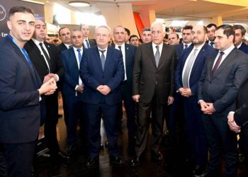 Президент присутствовал на церемонии открытия 3-й Международной выставки оборонной техники “ArmHighTech 2022”