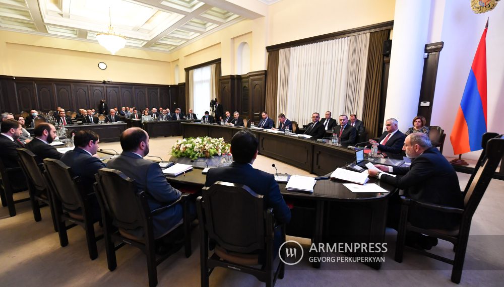 Азербайджан пытается отвлечь нас от повестки мира: Никол Пашинян