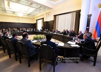 Азербайджан пытается отвлечь нас от повестки мира: Никол Пашинян