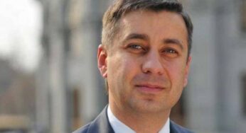 Владимир Карапетян представил подробности о ситуации в Украине и работе посольства Армении