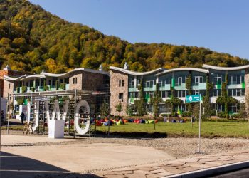 В международной школе UWC в Дилижане открылся Инновационный кампус Samsung