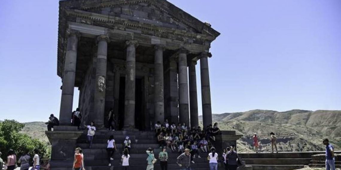 Турпоток в Армению приближается к «доковидному» показателю