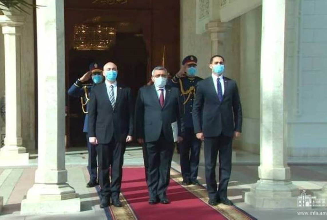 Президент Египта выразил готовность посетить Армению