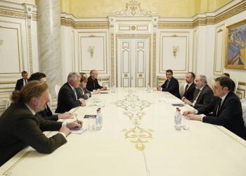 Премьер-министр Армении и делегация группы дружбы Великобритания-Армения Парламента Великобритании обсудили ситуацию по НК