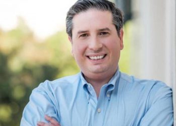 Арташес Касахян избран мэром Глендейла