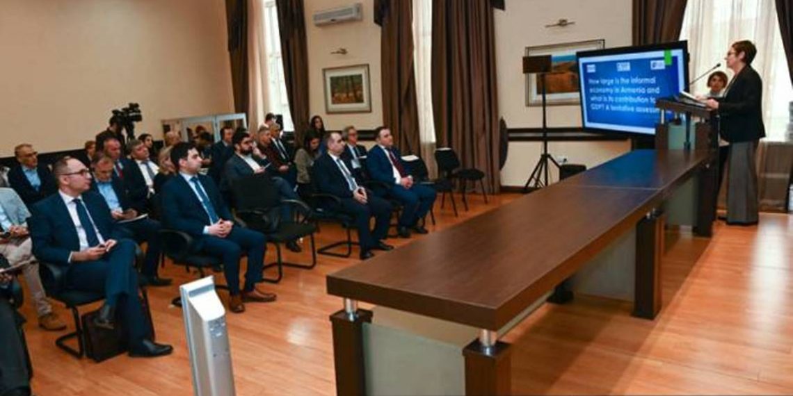 В КГД был представлен доклад по оценке неформальной экономики Армении