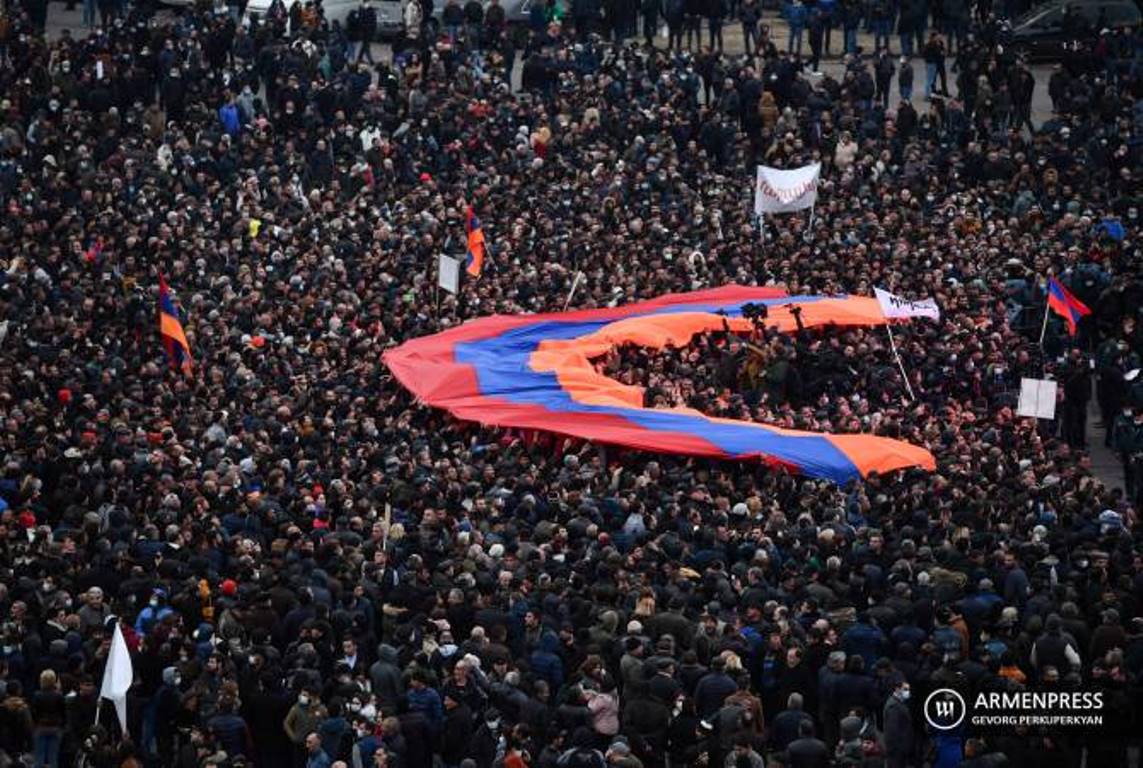 Население армении на сегодня. Население Ирана 2022. Армения люди. Население Армении. Ереван население 2022.