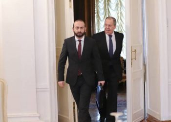 Мы продолжим помогать Армении в деле укрепления ее обороноспособности и защиты границ: Сергей Лавров