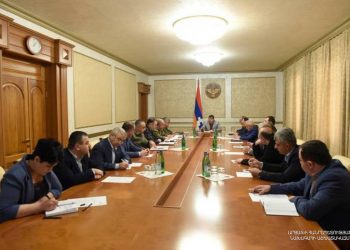 Президент Арцаха провел заседание Совета безопасности