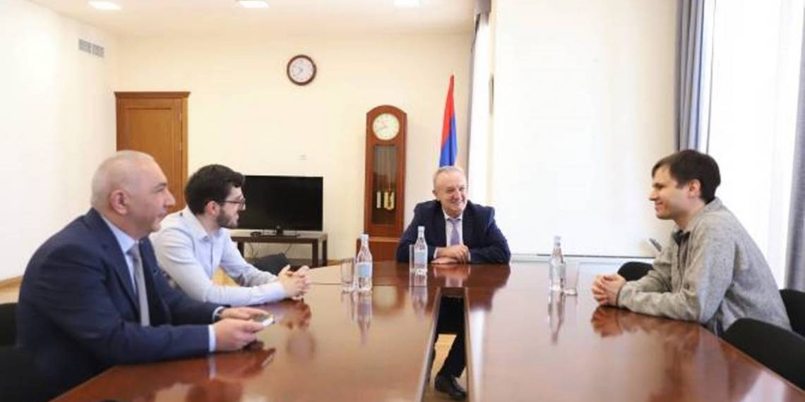 Ваграм Думанян принял программиста Геннадия Короткевича