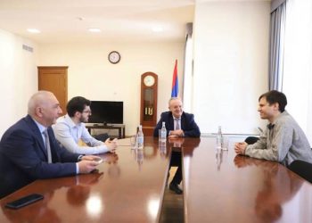 Ваграм Думанян принял программиста Геннадия Короткевича