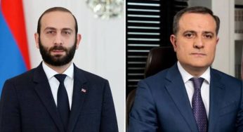 Главы МИД Армении и Азербайджана провели телефонный разговор