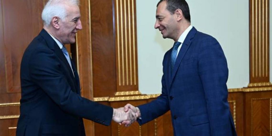 Президент Армении и посол Италии в Армении обсудили процесс мирного урегулирования вопроса Нагорного Карабаха