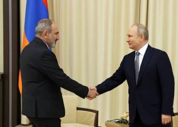 Премьер-министра Армении Никол Пашинян и президент РФ Владимир Путин приняли совместное заявление