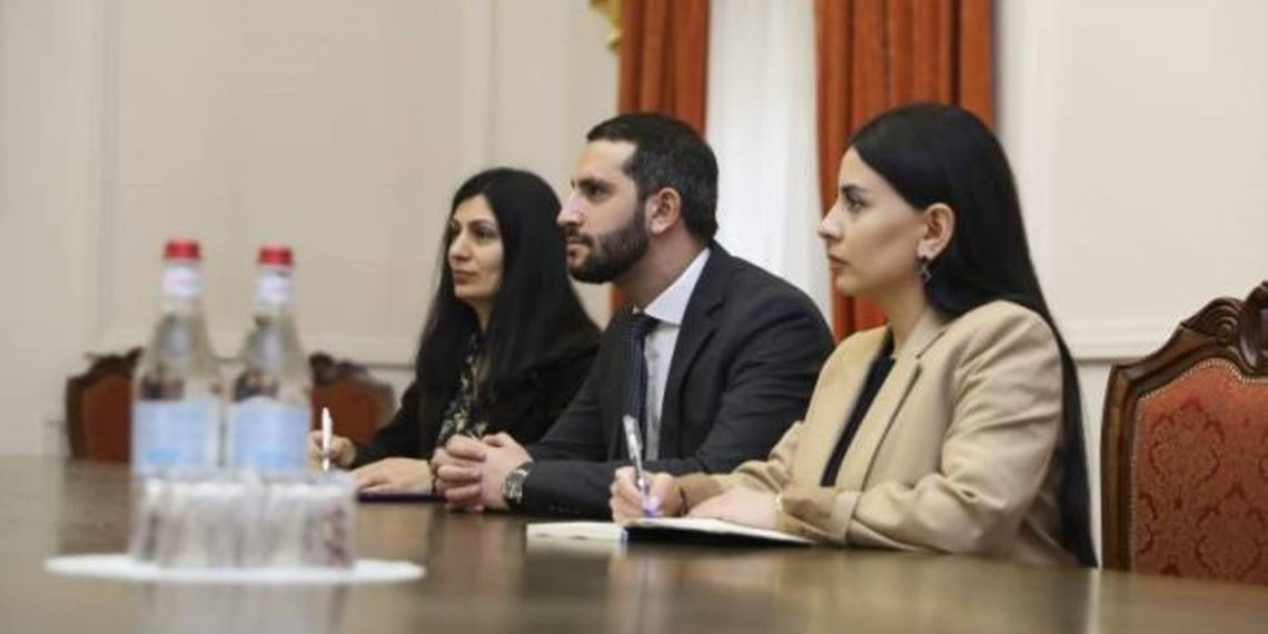 Власти Армении будут последовательны в проведении демократических реформ: вице- спикер НС принял посла Нидерландов