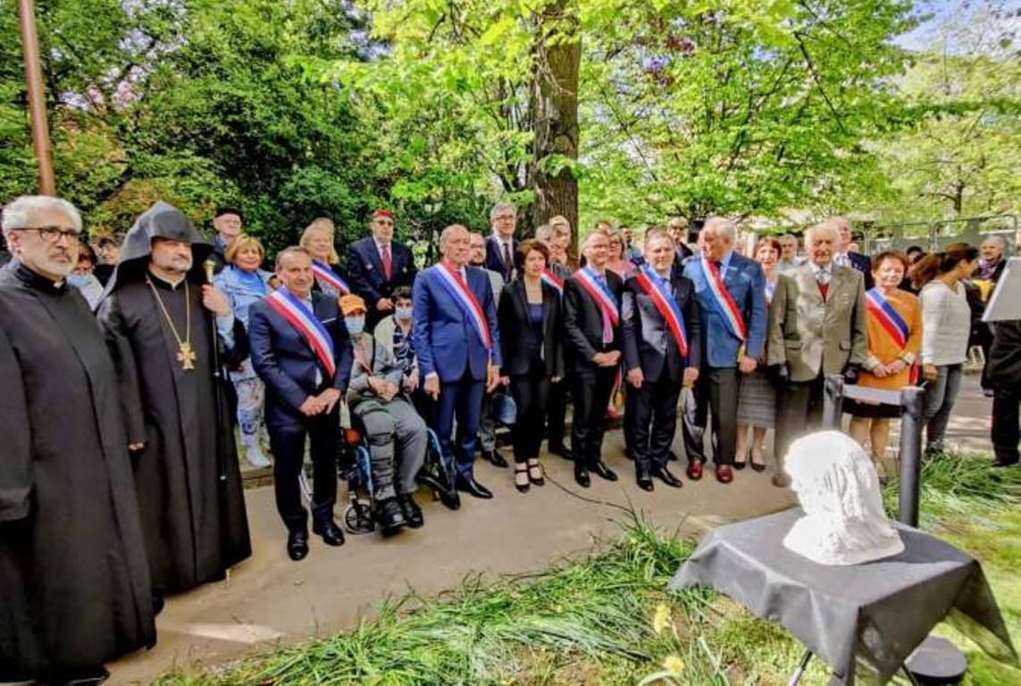 Председатель Комитета  Сената Франции принял участие в посвященном годовщине Геноцида армян мероприятии